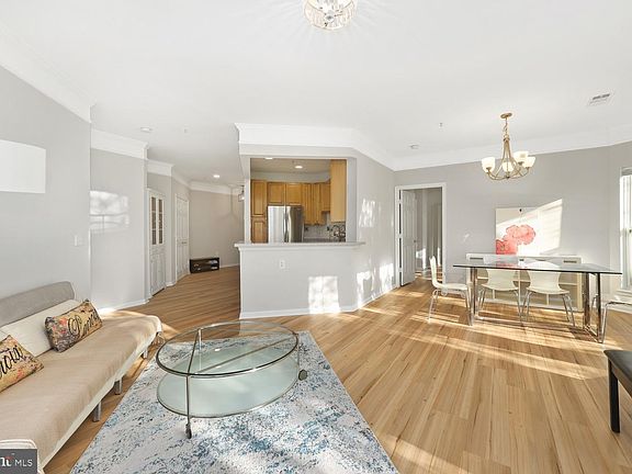 3rd image of 2921 Deer Hollow Way Unit 314