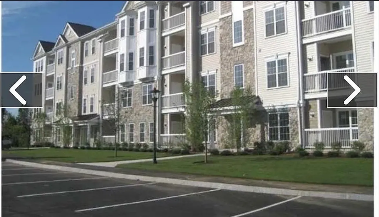 2 bed, 1325 sqft, $3,100 — Photo 1