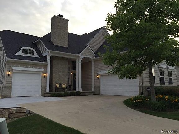 2nd image of 435 Amelia Cir