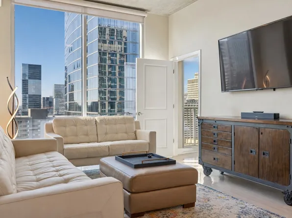 415 Church St APT 2212, Nashville, TN 37219