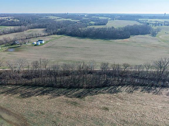 2nd image of 2370 Columbia Rd