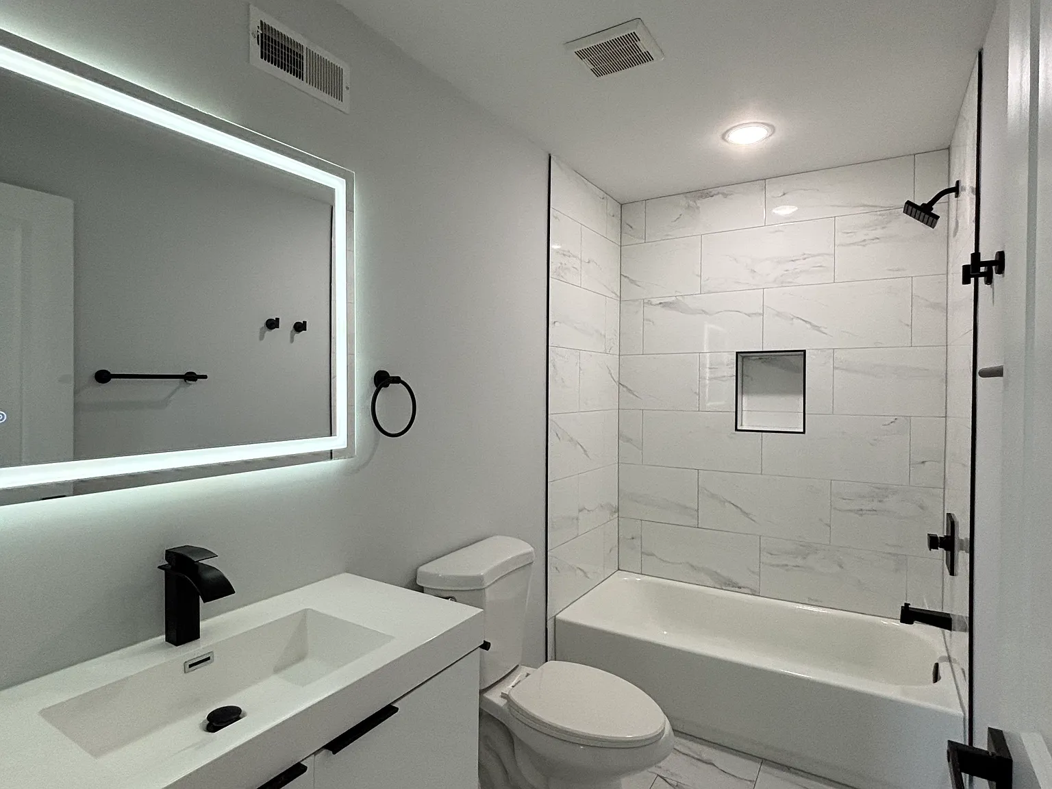 2 bed, 750 sqft, $1,700 — Photo 4