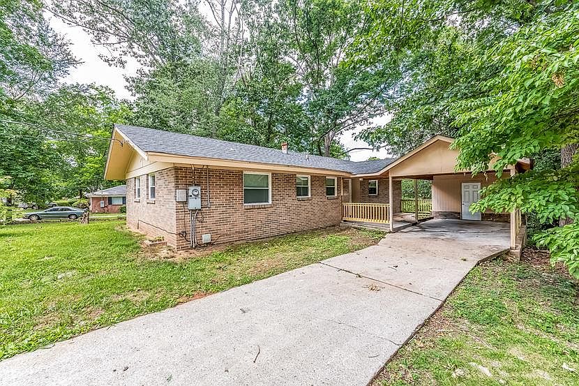 1st image of 373 Glynn Dr