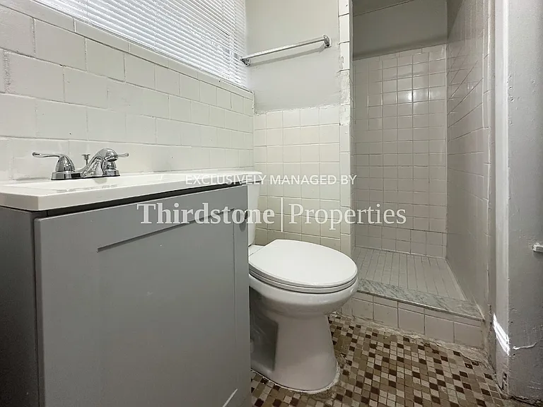 5214 Lexington Ave #B — Photo 7