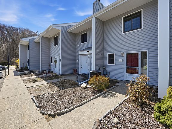 3rd image of 555 Russell Rd APT E29