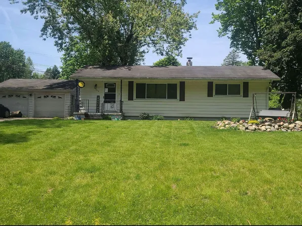 4196 Lancashire Dr, Jackson, MI 49203