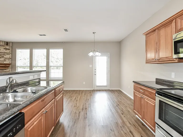 3686 Juniper Hills Dr — Photo 8