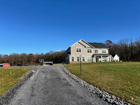 50 Autumn Cir, Port Matilda, PA 16870