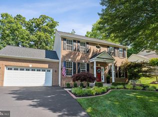 2752 Omisol Rd, Woodbridge, VA 22192