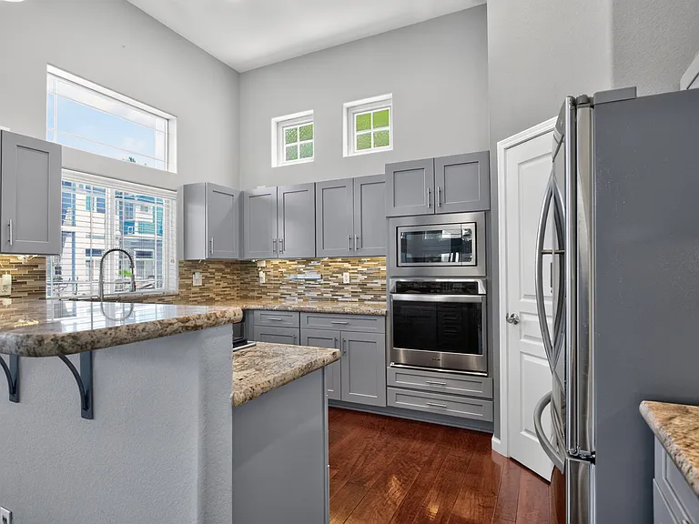 Microwave over Oven in kitchen.