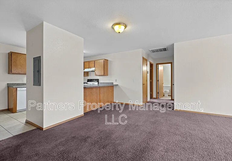858 S Curtis Ave #1 — Photo 9