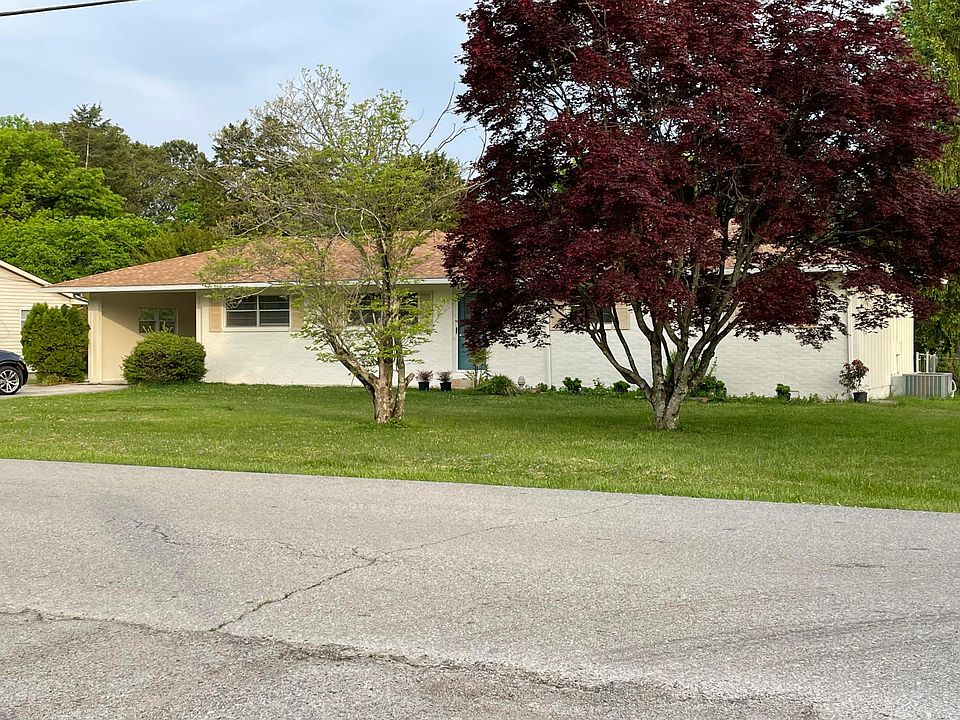 1st image of 11013 Roane Dr