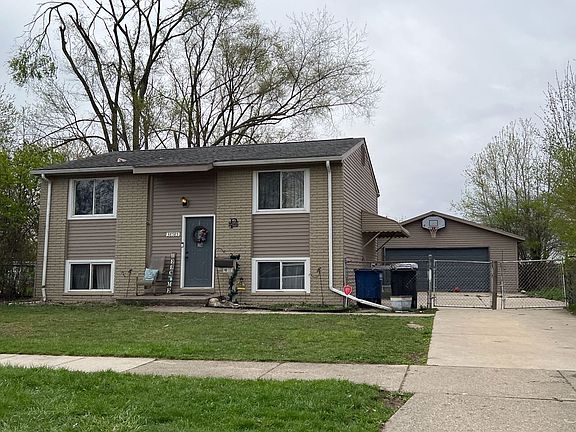 4th image of 38585 Northampton St