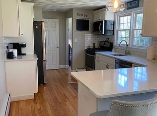 260 Marked Tree Rd, Holliston, MA 01746