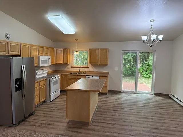 680 Canoro Rd — Photo 5