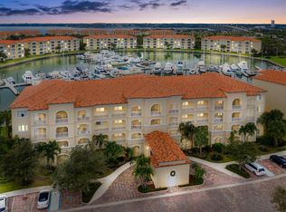 9 Harbour Isle Dr E UNIT 203, Fort Pierce, FL 34949