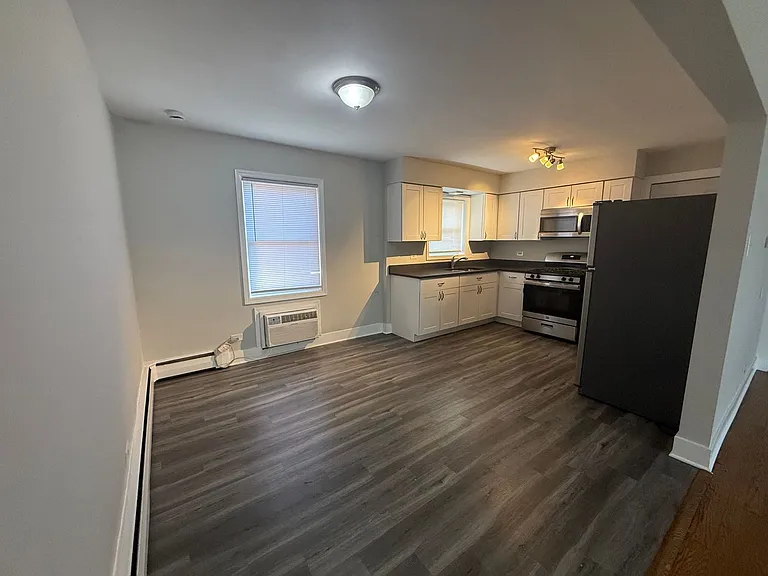 315 Bluff Avenue — Photo 3
