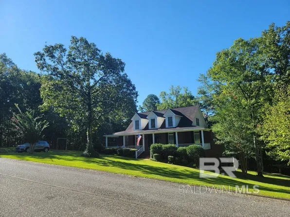 283 Hidden Creek Ln, Monroeville, AL 36460