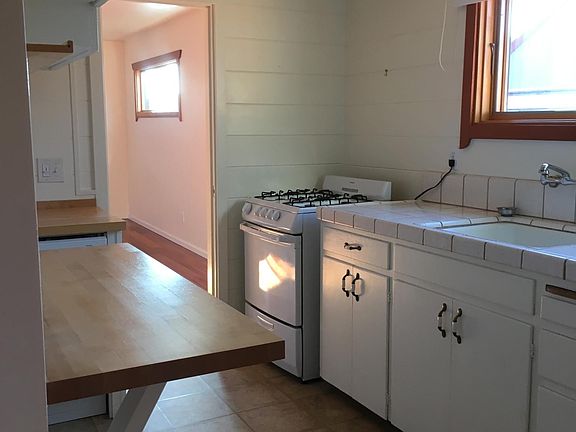 4th image of 409 Pacheco Ave #A
