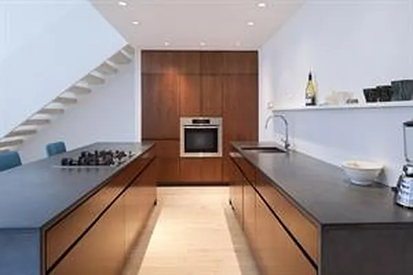 Rented by Corcoran | media 37