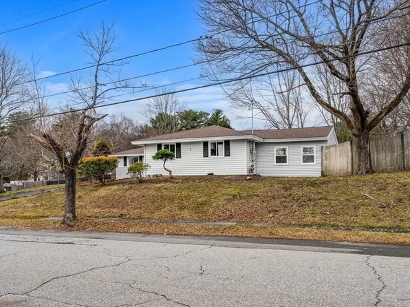 3 Blackstone St, Peabody, MA 01960