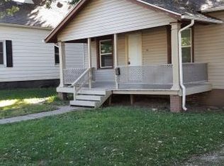 1311 Walnut Grove Ave, Decatur, IL 62526