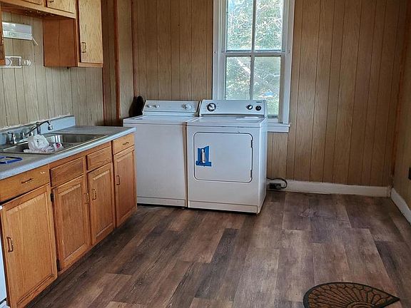 3rd image of 121-123 Keystone Ave