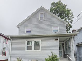 214 Franklin St #1, Waukegan, IL 60085