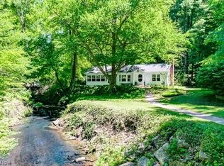 12165 Heath Rd, Chesterland, OH 44026