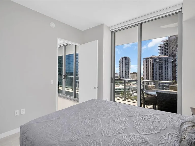 400 Central Ave #1204 — Photo 35
