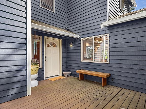 3rd image of 8469 Ferncliff Avenue NE