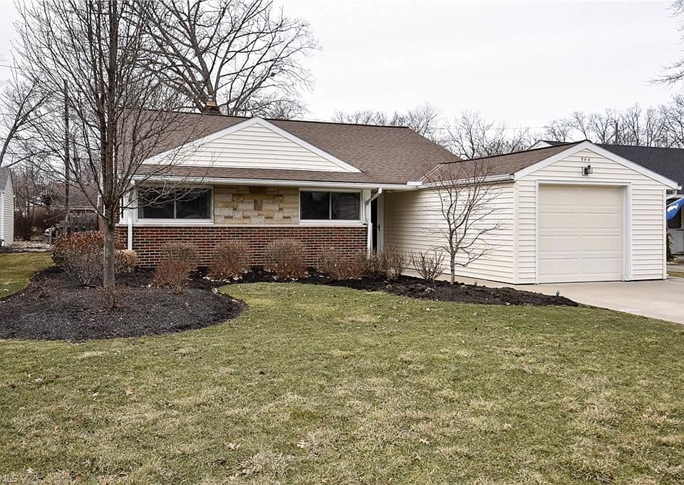 1st image of 544 Bayfair Dr