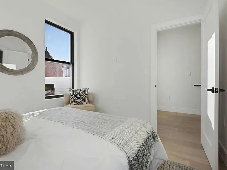 516 M St NW #3 — Photo 25