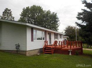 308 N 5th St, Crystal Falls, MI 49920