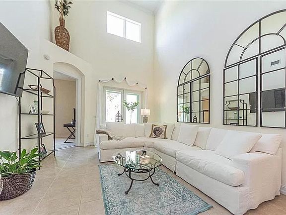 4th image of 1935 Bridgepointe Cir Unit 59