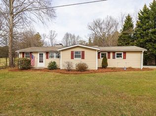 1485 Mizpah Church Rd, Rural Hall, NC 27045