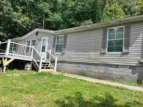5970 Copley Rd, Weston, WV 26452