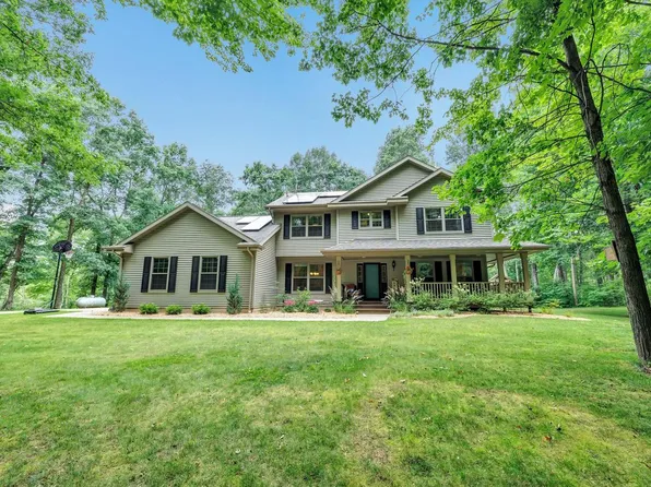 N4453 Waynes LANE, Marinette, WI 54143