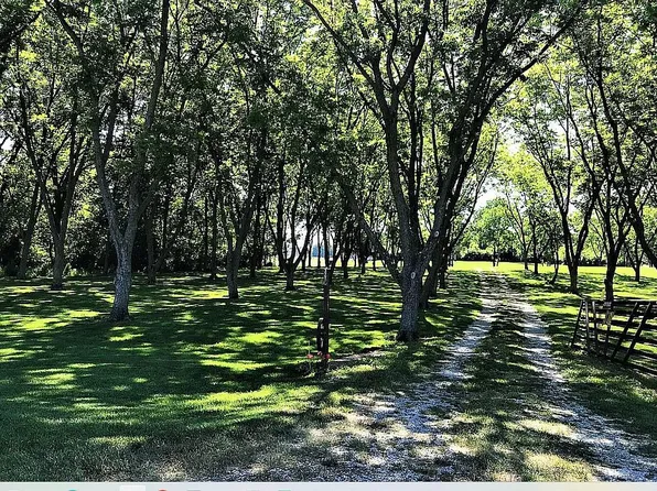 1556 Hartman Ln, Shiloh, IL 62221