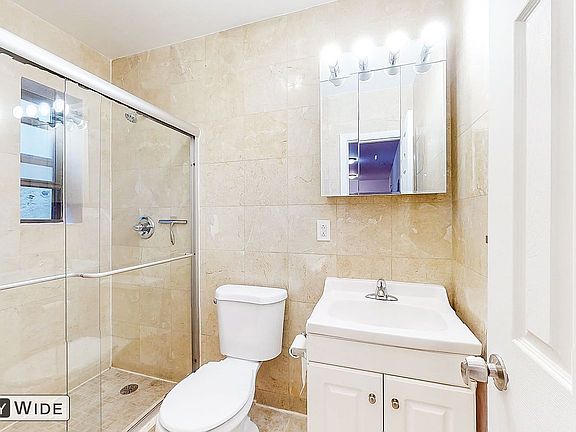 4th image of 347 E 65th St #5RW