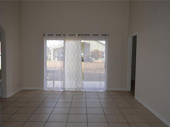 5th image of 8281 Peak Ave