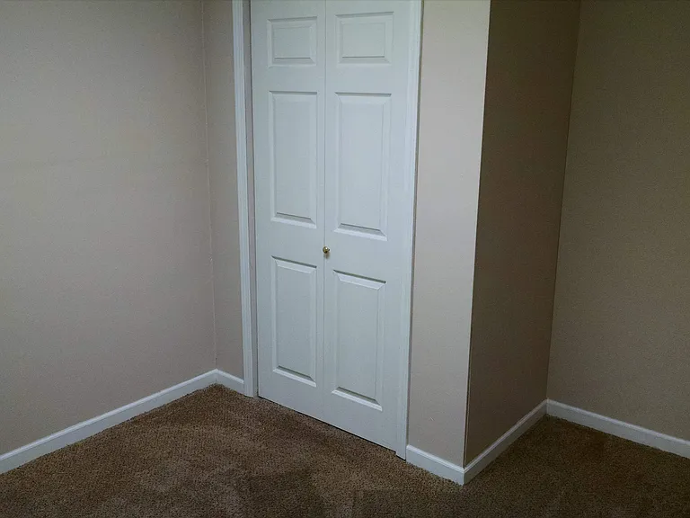 130 W 9th St #3 — Photo 7