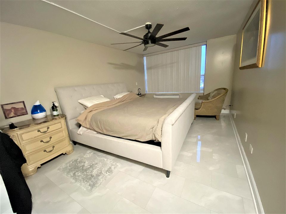 1st image of 3925 Triumvera Dr APT 10A