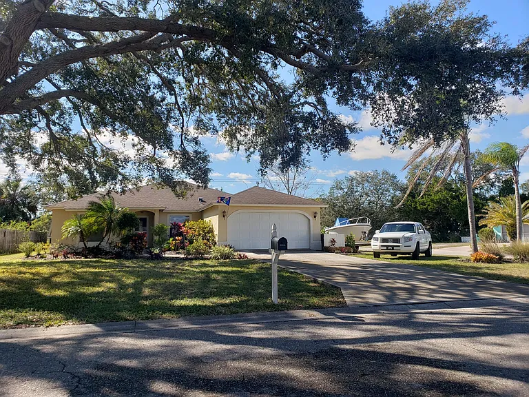 389 Gulf Breeze Blvd — Photo 60