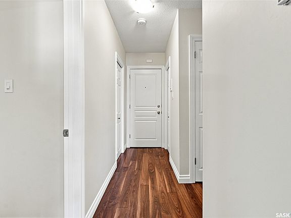 4th image of 2157 Rae Street #22