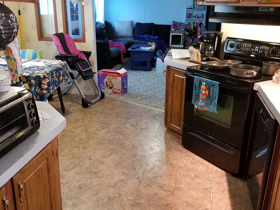 Kitchen and living room