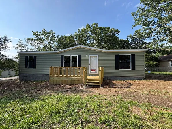 55 Hemlock St, Camdenton, MO 65020