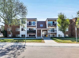 11445 N 41st Ave NW #303, Edmonton, AB T6J0T9