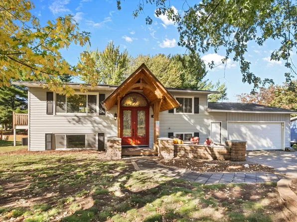 603 Prairie Dr N, Hudson, WI 54016