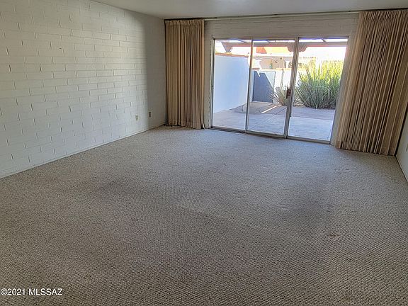 2nd image of 442 W Esperanza Blvd